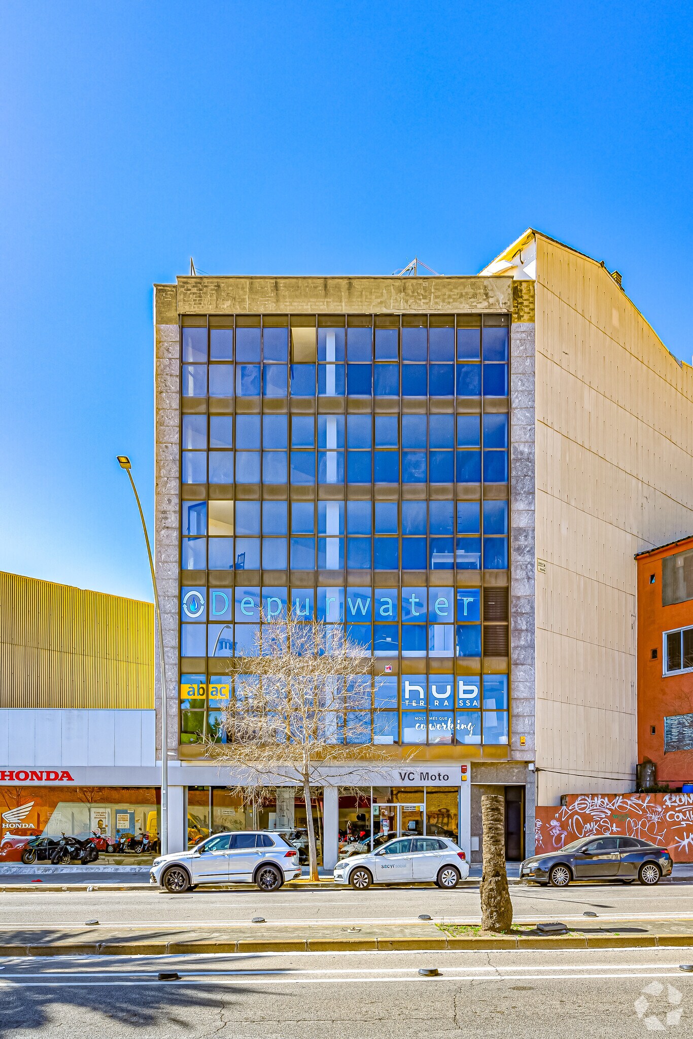 Avinguda De Jaume I, 95, Terrassa, Barcelona en venta Foto principal- Imagen 1 de 1