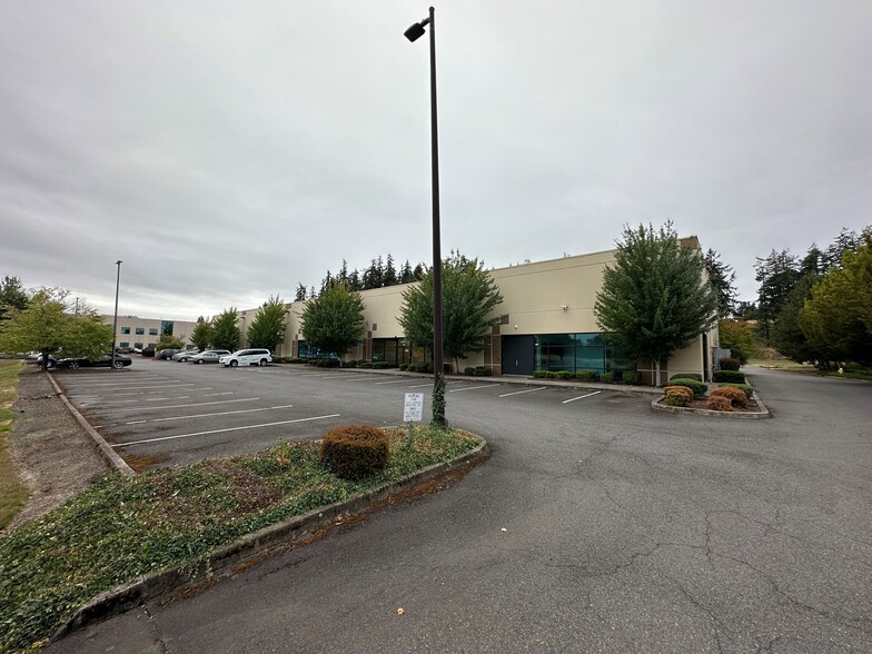 3995 Fairview Industrial Dr, Salem, OR en alquiler - Foto del edificio - Imagen 2 de 2