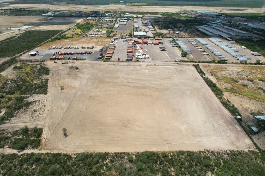 250 E. Tin Mine Rd., Laredo, TX en alquiler - Foto del edificio - Imagen 2 de 2