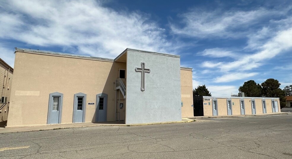 4959 Hondo Pass Dr, El Paso, TX en venta - Foto del edificio - Imagen 2 de 9