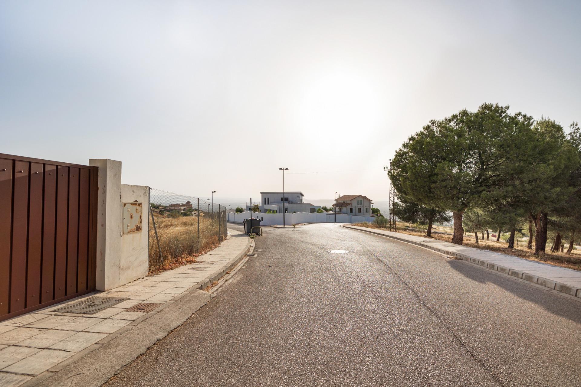 Calle Cúllar Vega, 42, La Zubia, Granada en venta Foto principal- Imagen 1 de 18