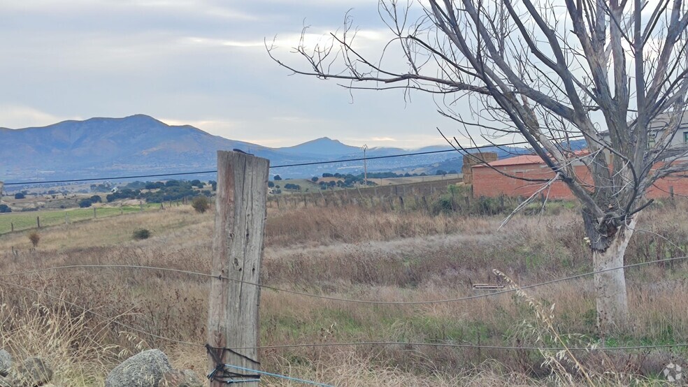 Terrenos en Zarzuela del Monte, Segovia en venta - Foto del edificio - Imagen 2 de 7