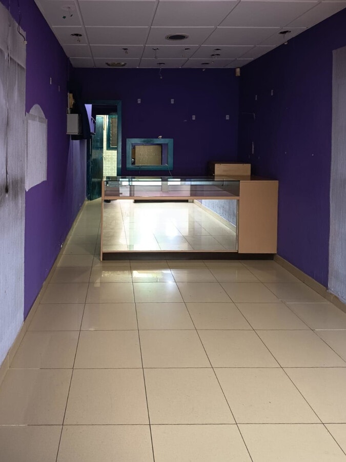 Santa Coloma de Gramenet, BAR 08921 - Unidad - - - Foto del interior - Image 2 of 3
