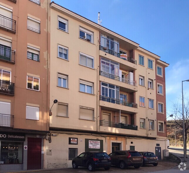 Calle de la Amapola, 3, Segovia, Segovia en venta - Foto del edificio - Imagen 2 de 2