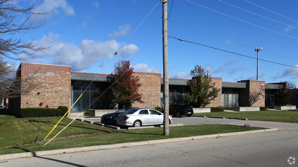 188-190 Shepard Ave, Wheeling, IL en alquiler - Foto del edificio - Imagen 3 de 4