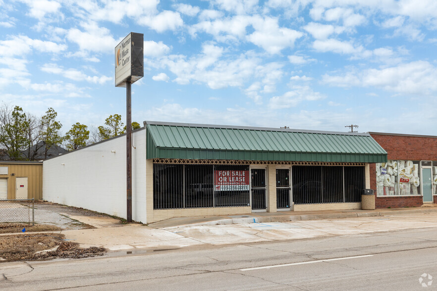 317 W Gray St, Norman, OK en venta - Foto principal - Imagen 1 de 20