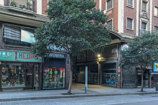 Más detalles de Calle de San Bernardo, 5, Madrid - Edificio residencial​ en venta