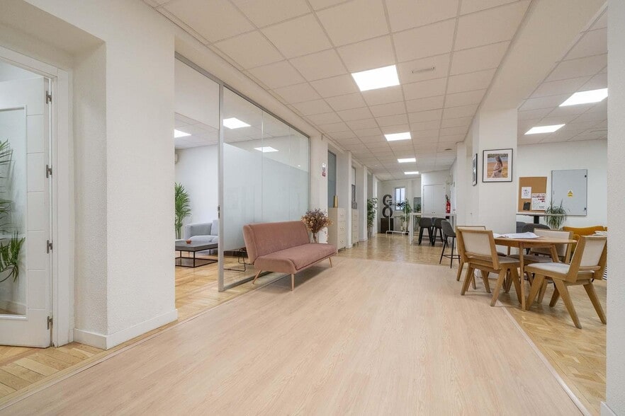 Edificio residencial en Madrid, Madrid en venta - Foto del interior - Imagen 3 de 4