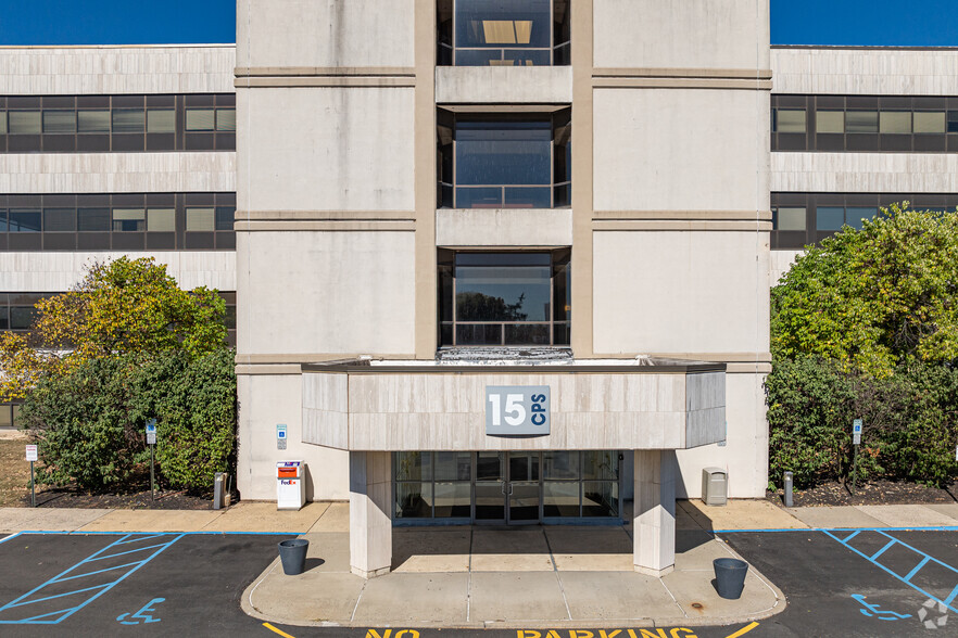 15 Corporate Pl S, Piscataway, NJ en alquiler - Foto del edificio - Imagen 3 de 7