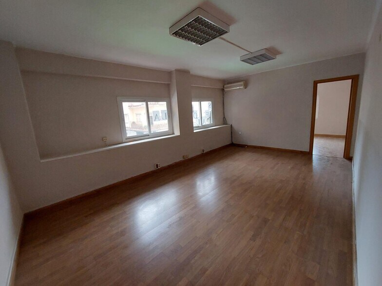 Oficina en Cáceres, Cáceres en venta - Foto del edificio - Imagen 3 de 7