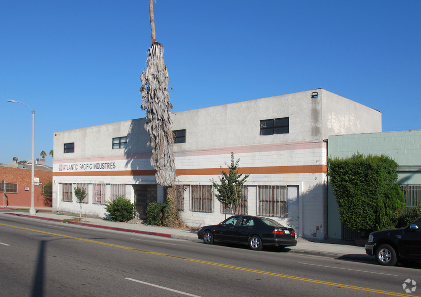 4223 W Jefferson Blvd, Los Angeles, CA en alquiler - Foto del edificio - Imagen 3 de 20