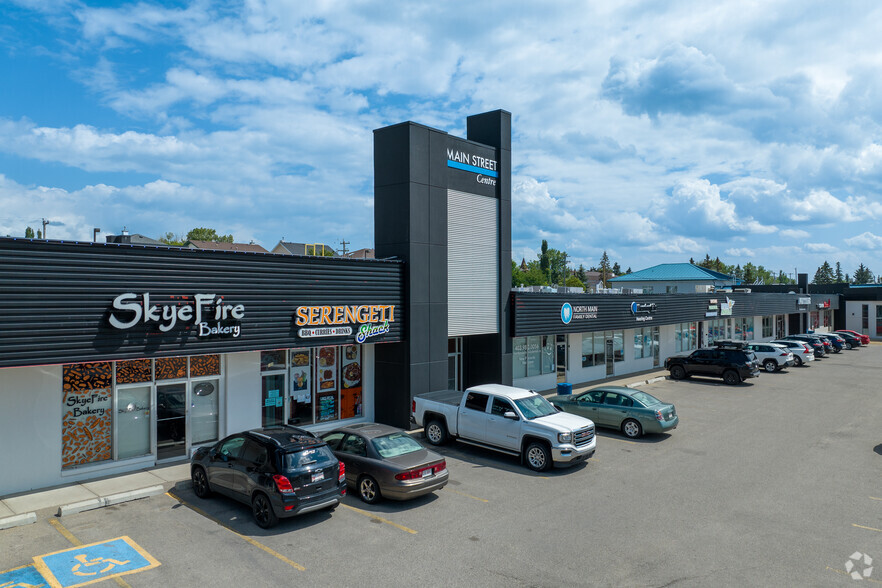 400 Main St NE, Airdrie, AB en alquiler - Foto del edificio - Imagen 1 de 10