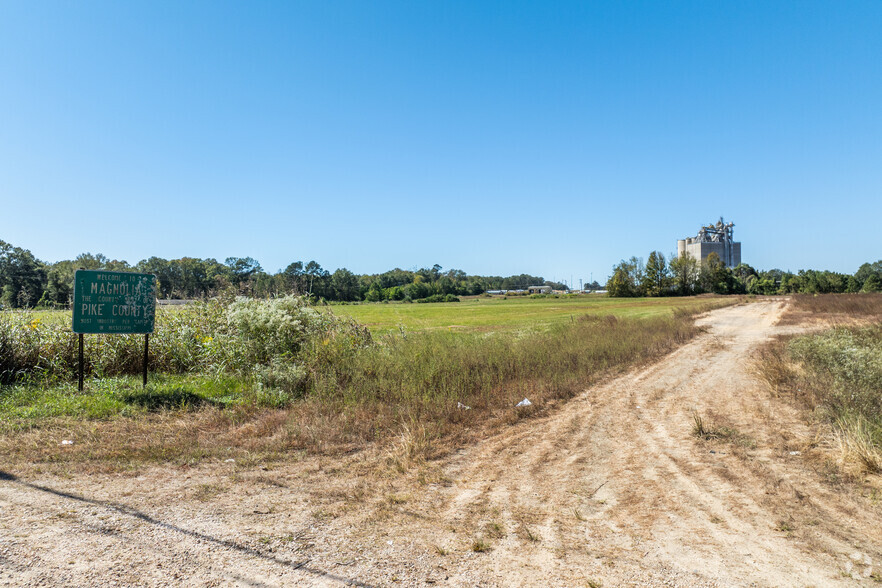 Highway 51 U.S. Highway 51, Magnolia, MS en venta - Foto del edificio - Imagen 1 de 20