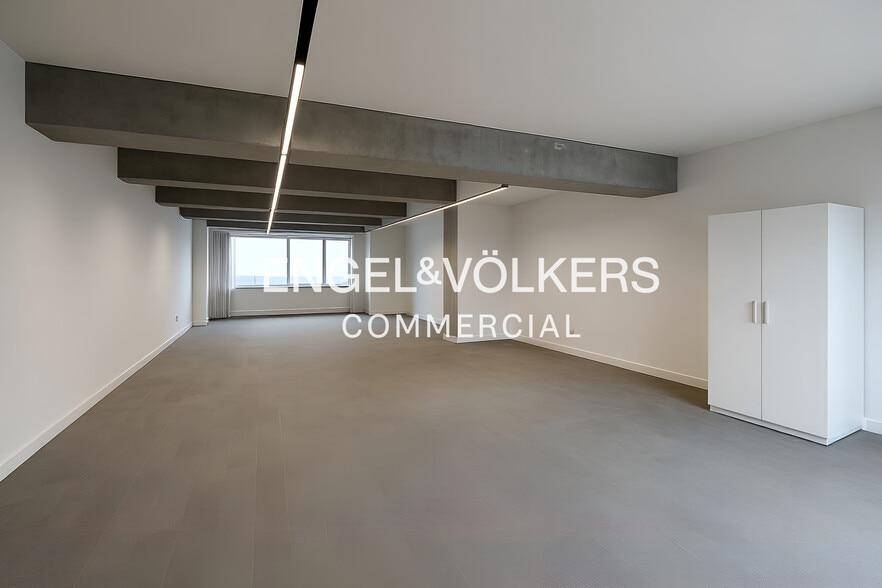 Local en Esplugues de Llobregat, Barcelona en alquiler - Foto del interior - Imagen 2 de 3