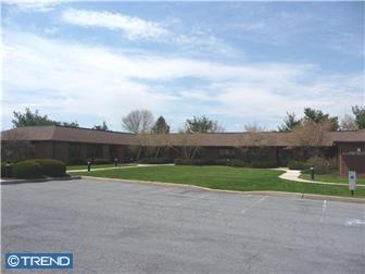 2201 Ridgewood Rd, Wyomissing, PA en alquiler - Foto del edificio - Imagen 3 de 12