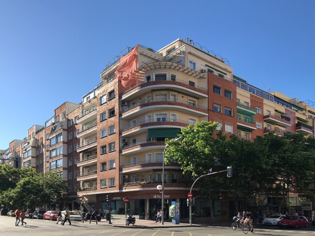 Más detalles de Edificio residencial​ en venta