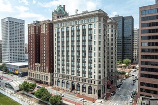 Más detalles de 2 N Charles St, Baltimore, MD - Oficina en alquiler