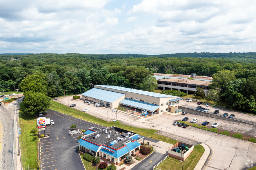 1725 Mendon Rd, Cumberland, RI en alquiler - Foto del edificio - Imagen 2 de 5