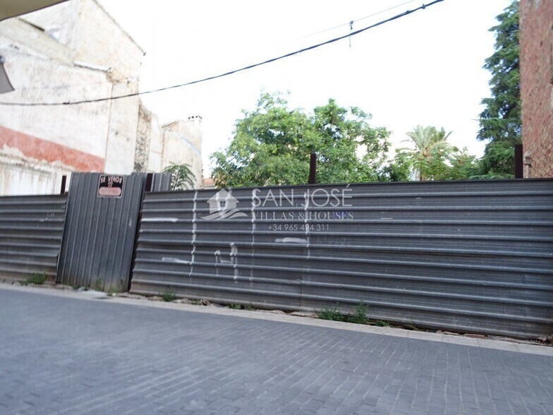 Terreno en Alicante en venta - Foto del edificio - Imagen 2 de 7
