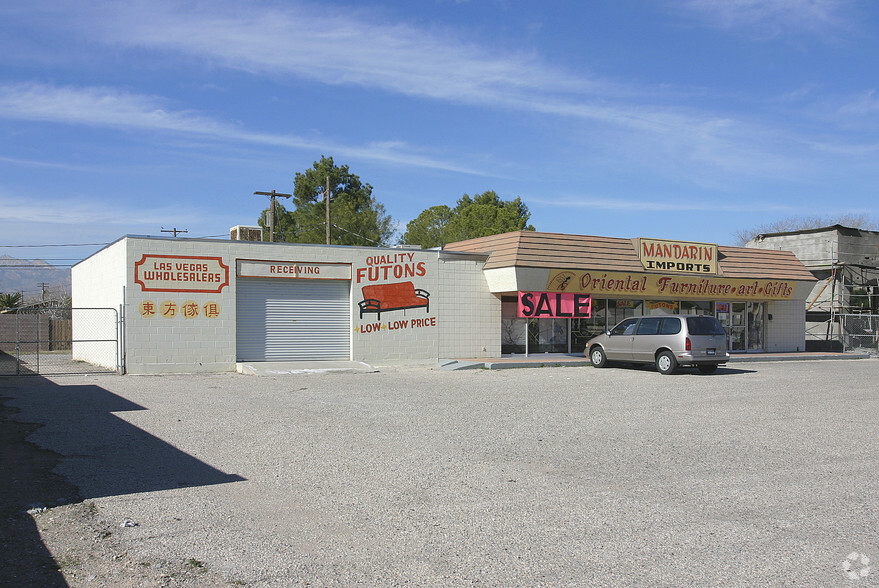 2167 N Decatur Blvd, Las Vegas, NV en alquiler - Foto del edificio - Imagen 1 de 7