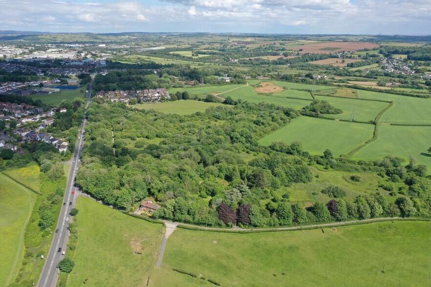 New Inn Rd, Bridgend en venta - Vista aérea - Imagen 3 de 8