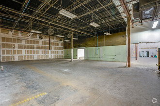 900 Park Centre Blvd, Miami Gardens, FL en alquiler Foto del interior- Imagen 2 de 15