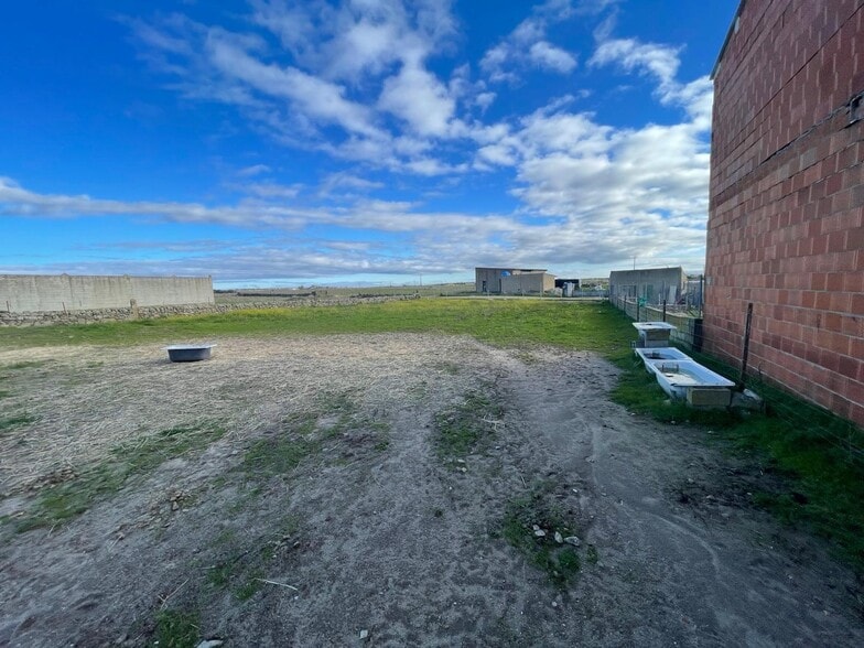 Terreno en Arroyo de la Luz, Cáceres en venta - Foto principal - Imagen 3 de 6