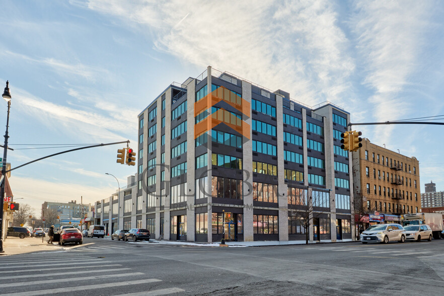 790 Allerton Ave, Bronx, NY en alquiler - Foto del edificio - Imagen 1 de 7