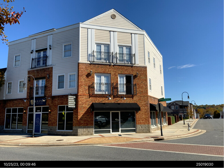 1601 Enterprise Dr, Lynchburg, VA en alquiler - Foto del edificio - Imagen 2 de 2