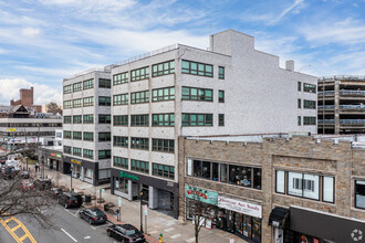 200 Mamaroneck Ave, White Plains, NY en alquiler Foto del edificio- Imagen 1 de 2