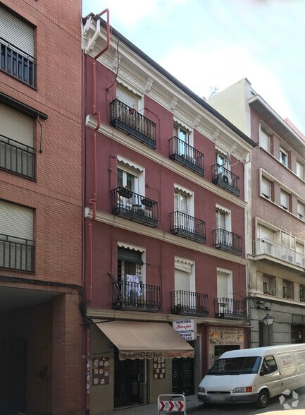 Calle de Ciudad Real, 8, Madrid, Madrid en venta - Foto del edificio - Imagen 2 de 2
