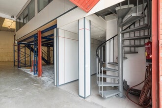 Nave en Cornellà de Llobregat, Barcelona en alquiler Foto del interior- Imagen 2 de 34