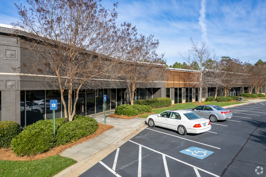 4775 Peachtree Industrial Blvd, Peachtree Corners, GA en alquiler - Foto del edificio - Imagen 1 de 7