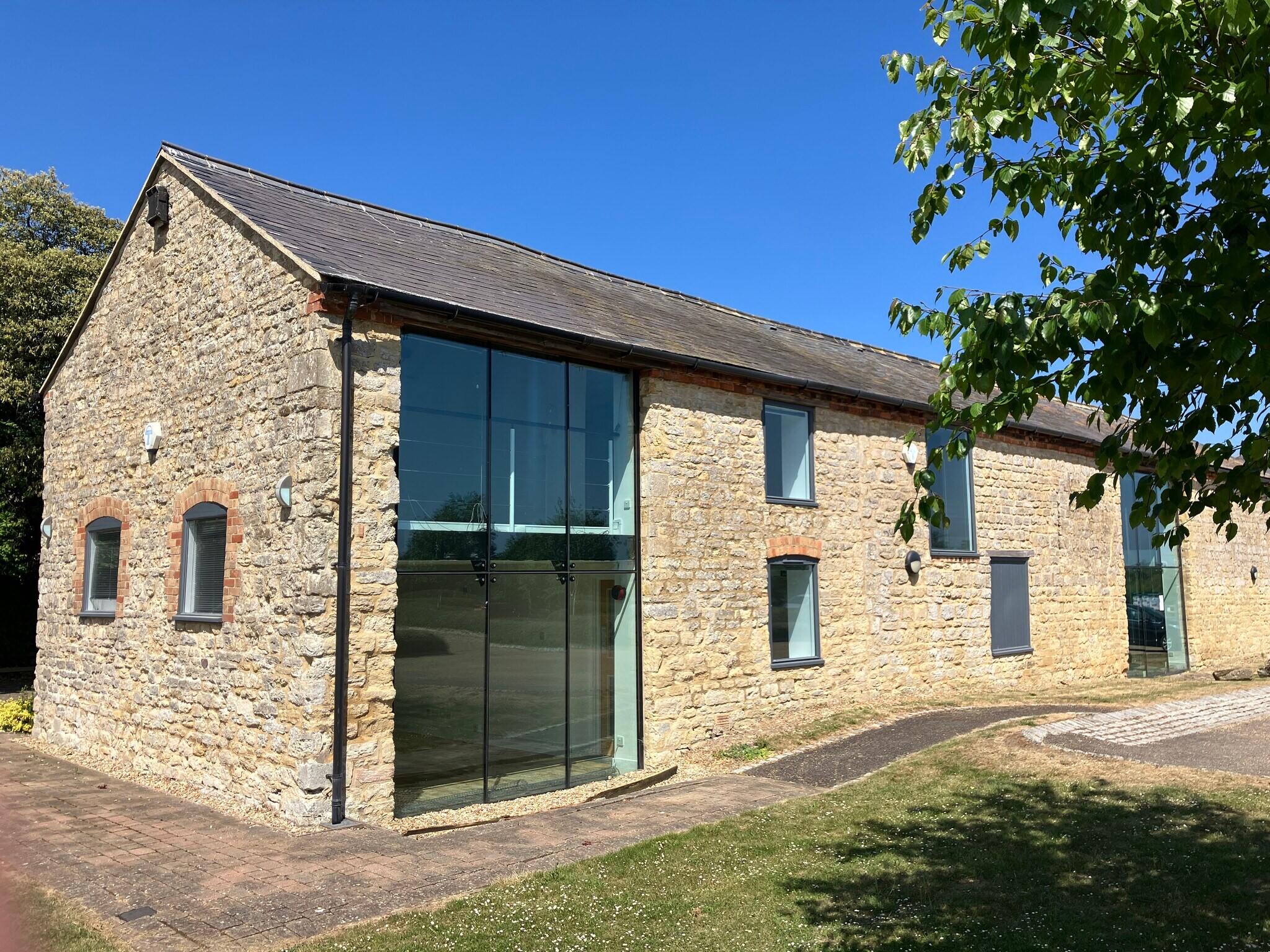 Old Wolverton Rd, Milton Keynes en alquiler Foto del edificio- Imagen 1 de 12