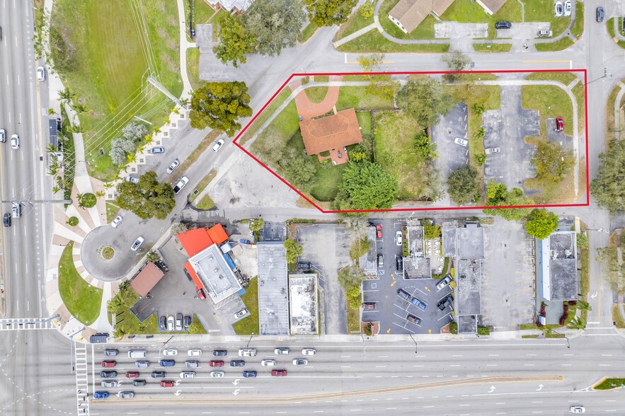 5912 Tyler Street, Hollywood, FL en venta - Foto del edificio - Imagen 3 de 16