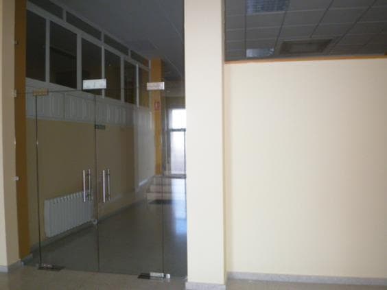 Local en Ponferrada, León en alquiler - Foto del edificio - Imagen 3 de 11