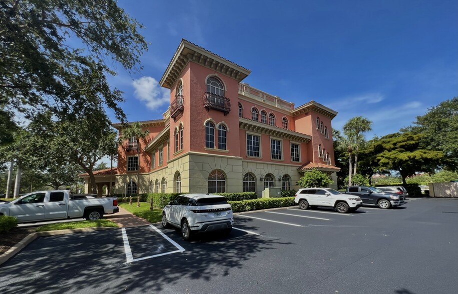 8200 Health Center Blvd, Bonita Springs, FL en alquiler - Foto del edificio - Imagen 1 de 2