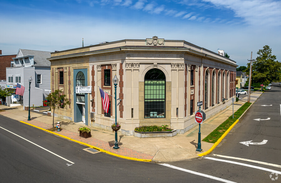 100 Center St, Wallingford, CT en alquiler - Foto del edificio - Imagen 2 de 6