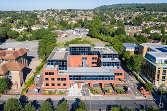 65-71 London Rd, Redhill, SRY - AÉREA  vista de mapa - Image1