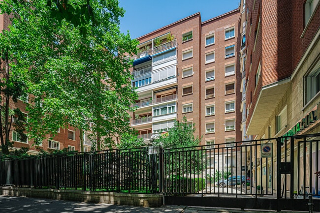 Más detalles para Edificio Residencial​ en venta