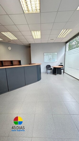 Oficina/Local en Cerdanyola del Vallès, Barcelona en alquiler - Foto del interior - Imagen 1 de 3