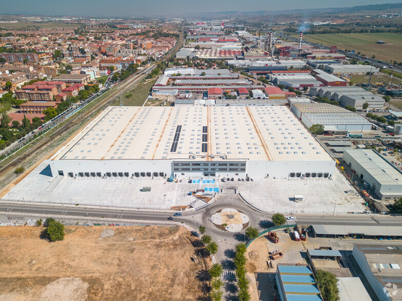 Autovía A-2, Azuqueca de Henares, Guadalajara en alquiler - Foto del edificio - Imagen 3 de 26