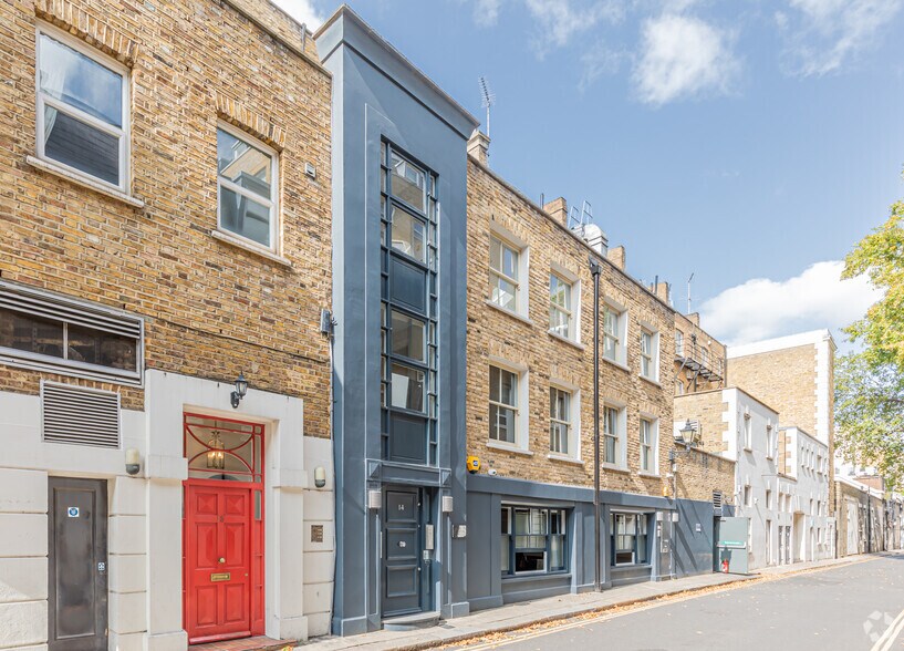 14 Stanhope Mews W, London en alquiler - Foto del edificio - Imagen 2 de 4