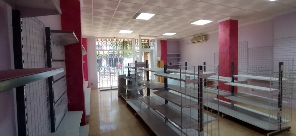 Local en Calasparra, Murcia en venta - Foto del interior - Imagen 3 de 8