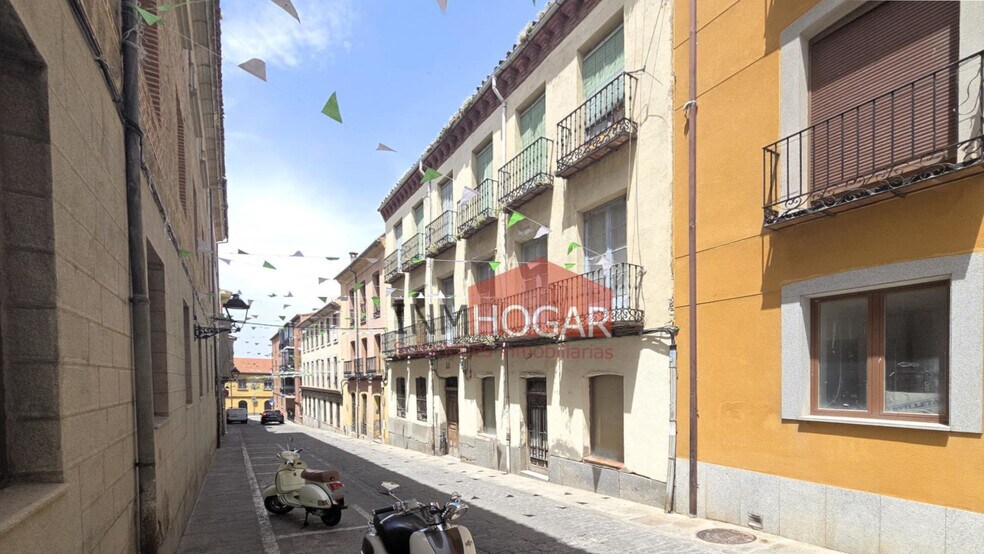 Edificio residencial en Ávila, Ávila en venta - Foto del edificio - Imagen 2 de 7