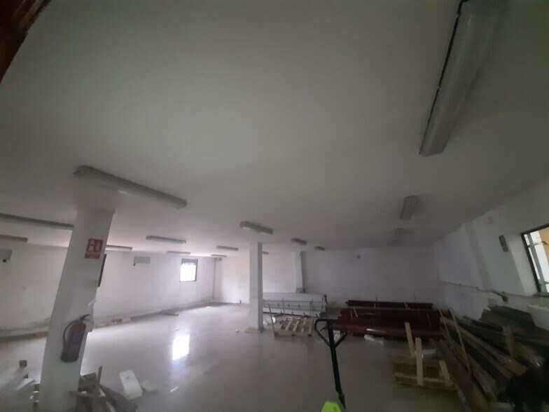 Nave en Malpartida de Cáceres en alquiler - Foto del edificio - Imagen 2 de 23