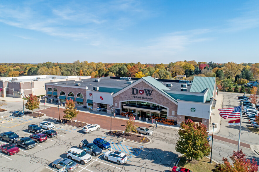 2065 E Beltline Ave NE, Grand Rapids, MI en alquiler - Foto del edificio - Imagen 2 de 14