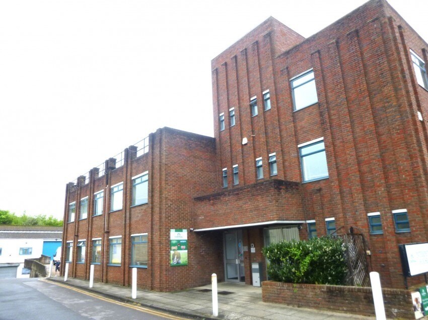 Vincent Ln, Dorking en alquiler Foto del edificio- Imagen 1 de 4