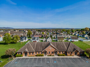 1942 Scotland Ave, Chambersburg, PA en alquiler Foto del edificio- Imagen 1 de 14