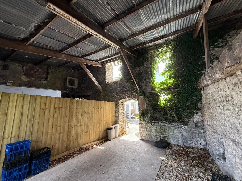 35 High St, Cowbridge en venta - Foto del edificio - Imagen 3 de 5